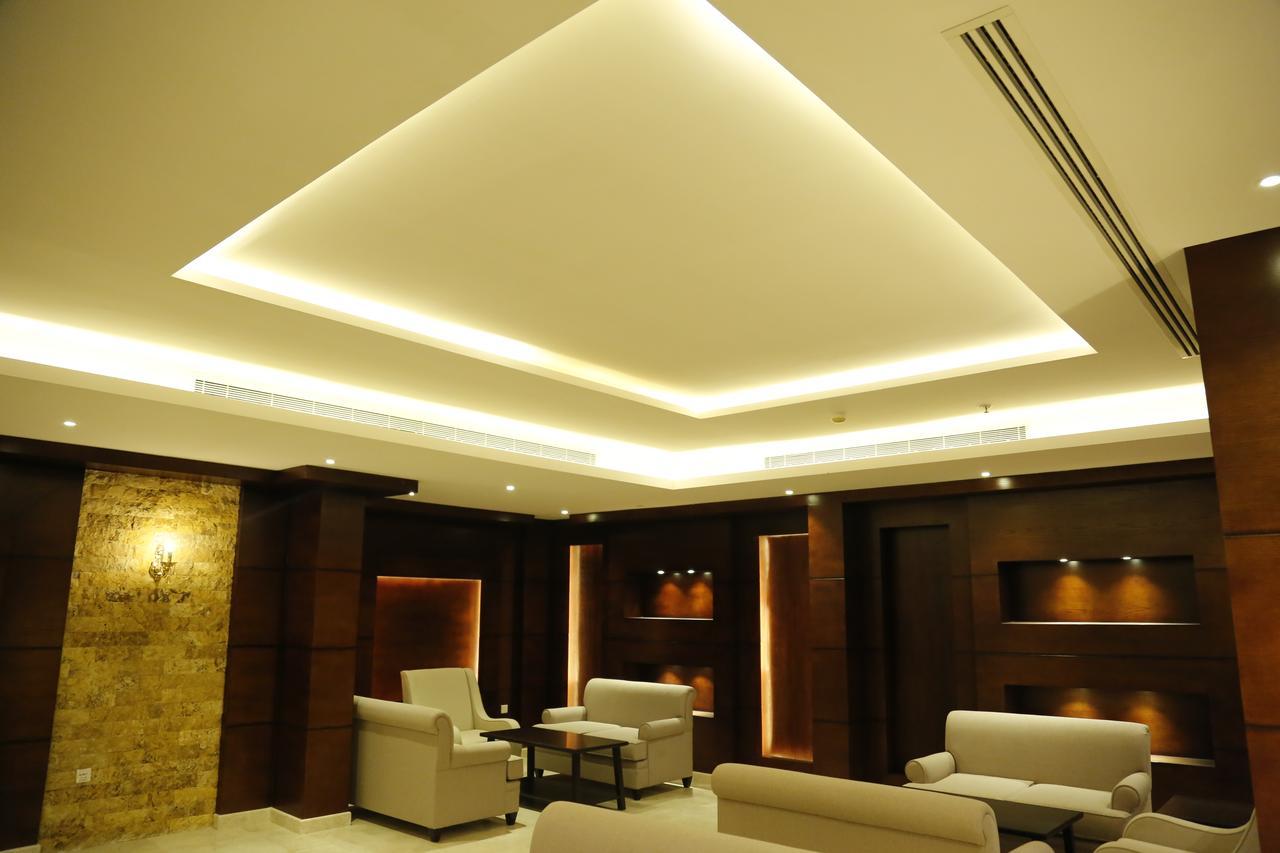 Flora Hotel Suite 2 فلورا2 للشقق المخدومة Riad Exterior foto