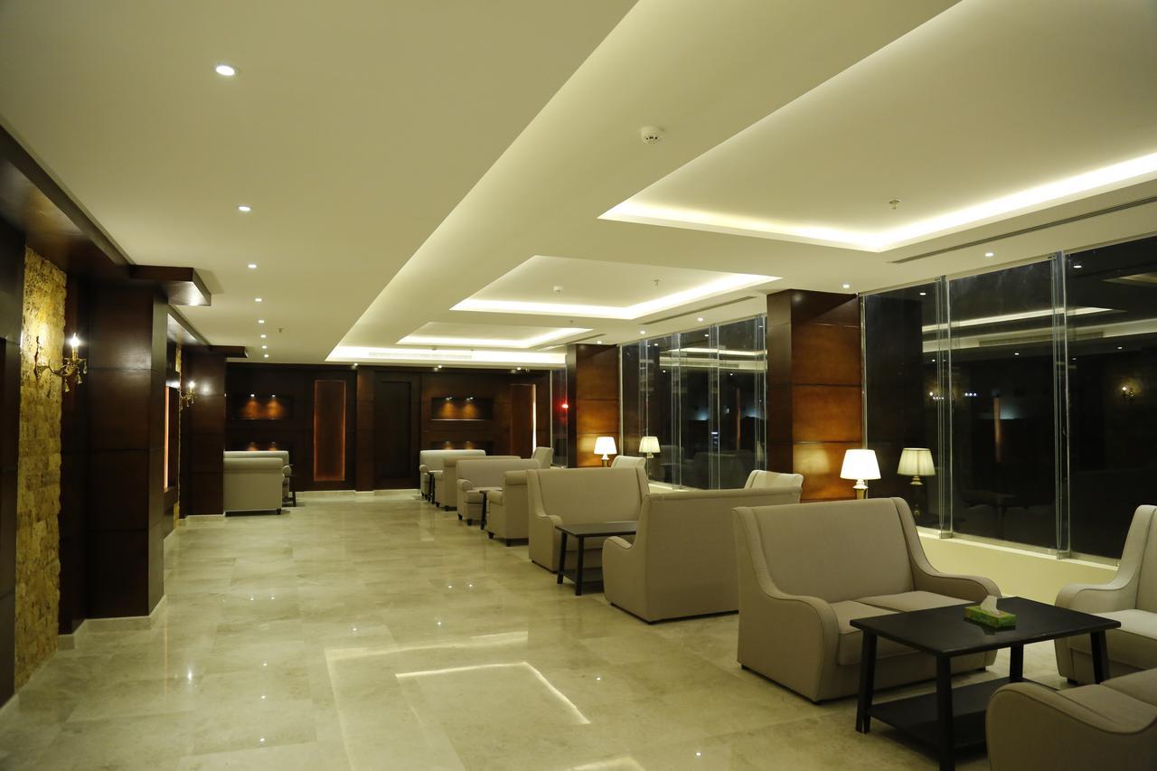 Flora Hotel Suite 2 فلورا2 للشقق المخدومة Riad Exterior foto