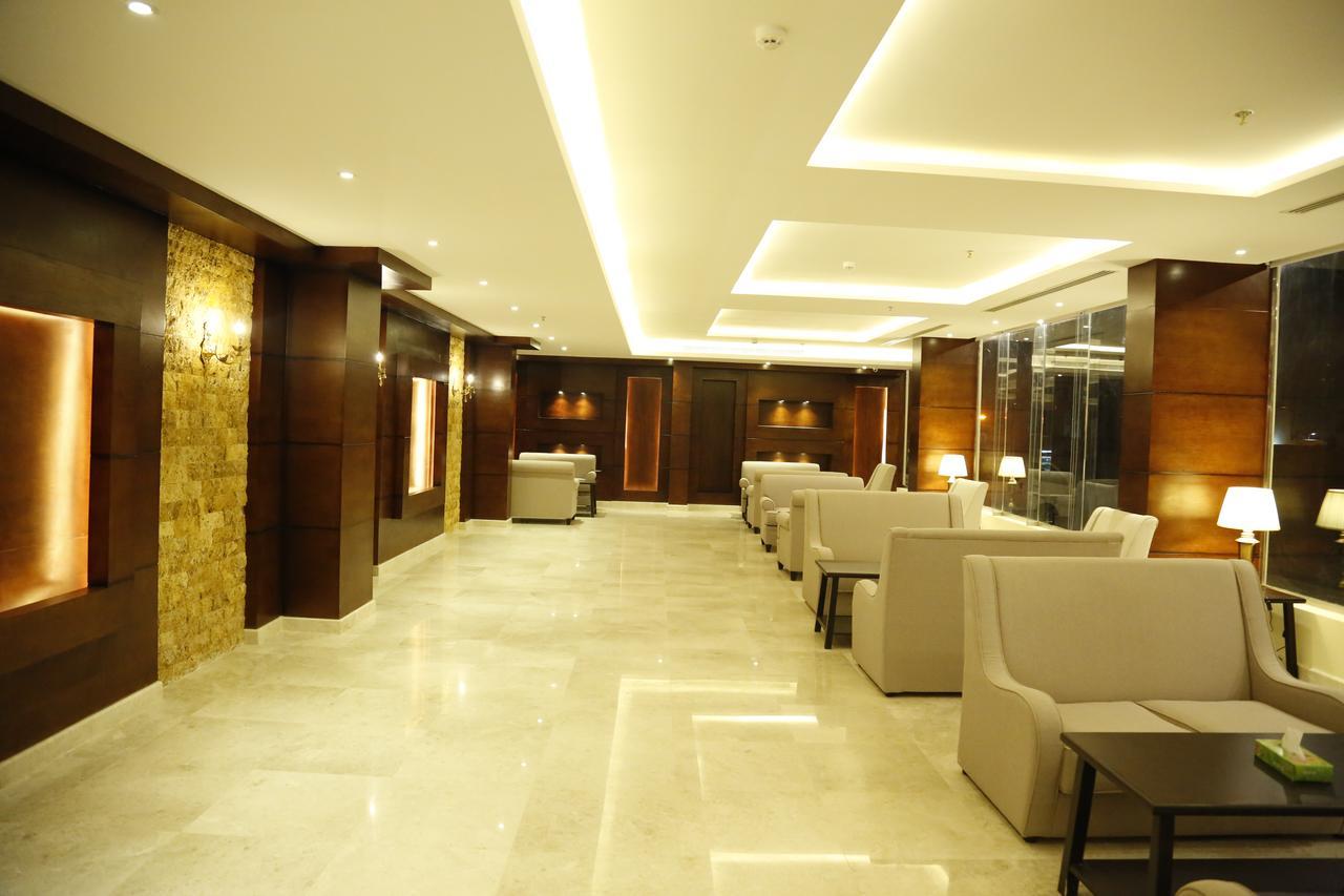 Flora Hotel Suite 2 فلورا2 للشقق المخدومة Riad Exterior foto