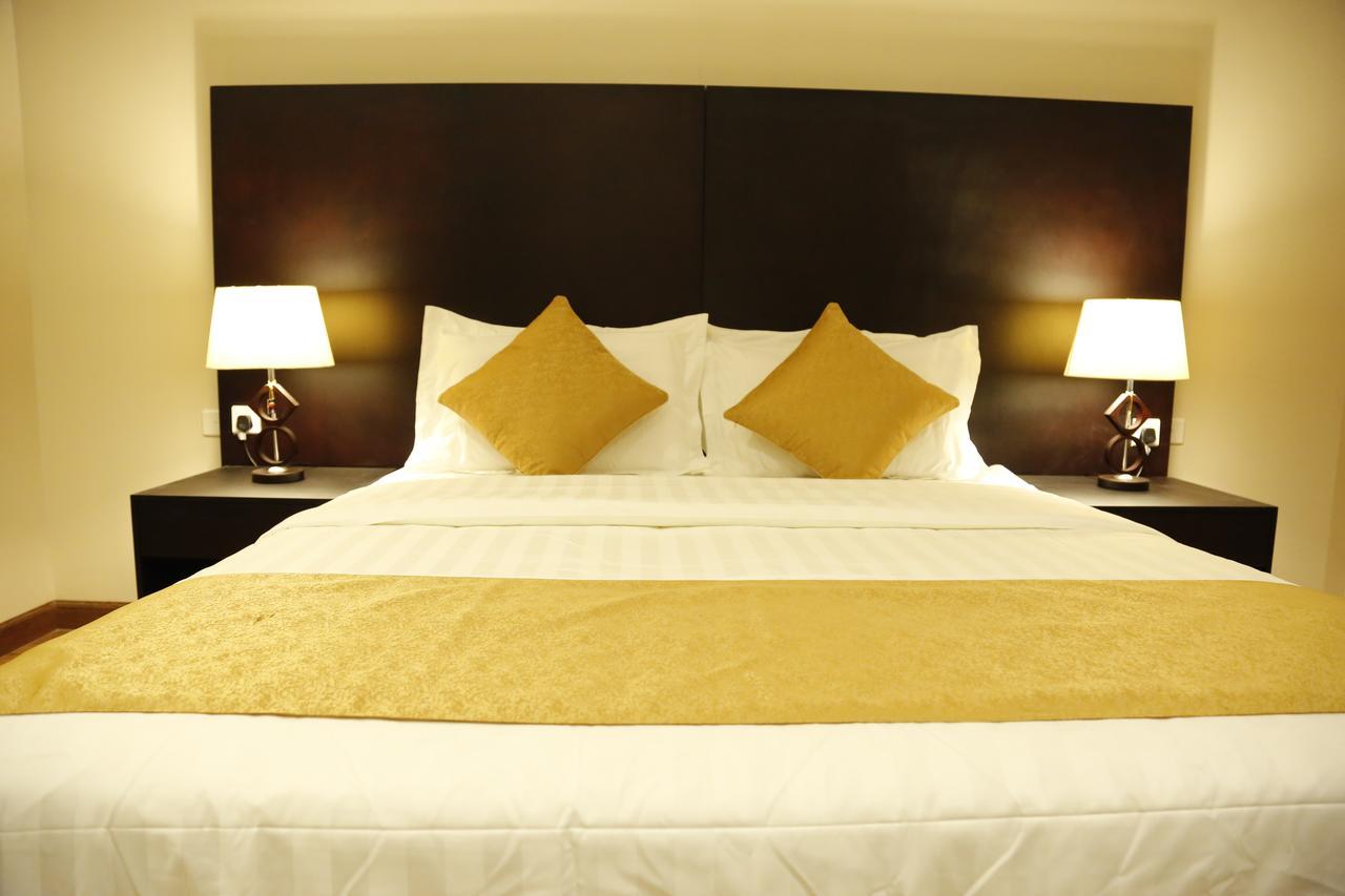 Flora Hotel Suite 2 فلورا2 للشقق المخدومة Riad Exterior foto